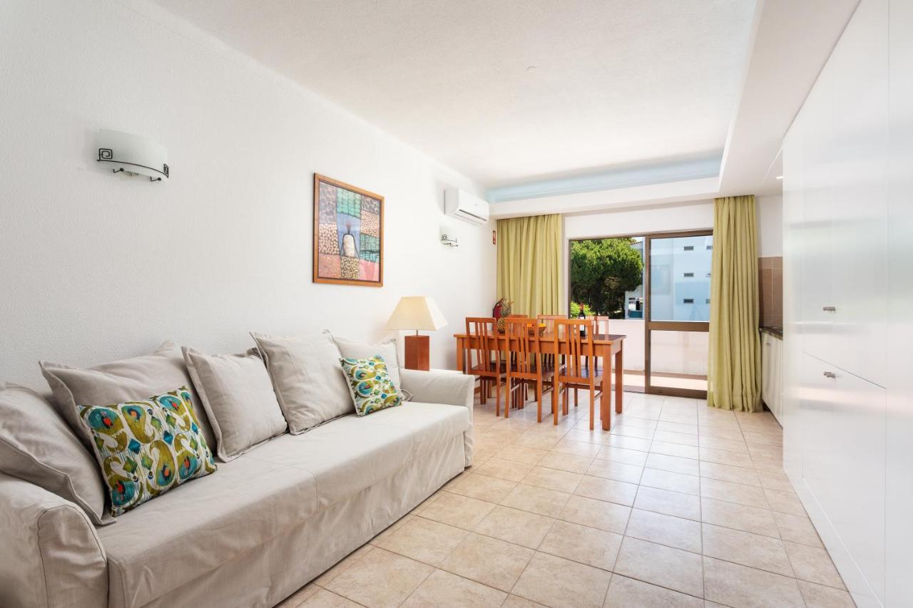 Host Wise - Bright Cozy Flats W Terrace & Pool Apartment Quarteira Bagian luar foto